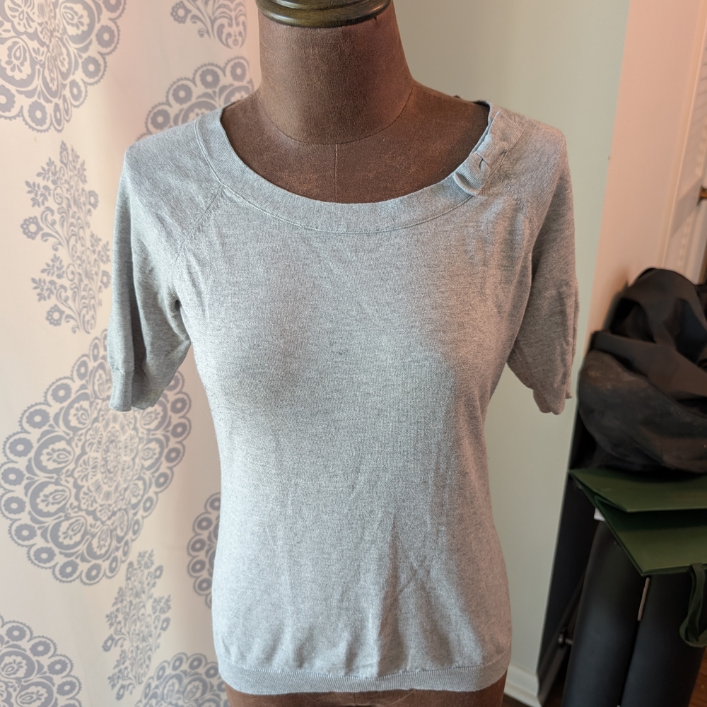 Banana Republic Fitted Gray Short Sleeve Tee